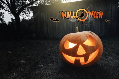 Cadılar Bayramı, hayalet, balkabağı. Tasarım bir tatil el ilanı, davetiye kartı, kartpostal.