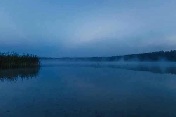 Brouillard Sur Lac Crépuscule Sur Lac Brouillard Très Dense Aube — Photo