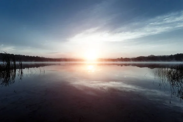 Fog Lake Twilight Lake Very Dense Fog Dawn Blue Sky — Stock Photo, Image