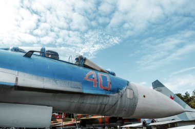 Minsk, Belarus, 10 Eylül 2018. Aviyonik Müzesi, Mig 29. Ayrı gövde parçalarını yakın çekim. Samalet, 4 nesil mücadeleci Rusya ile hizmet.