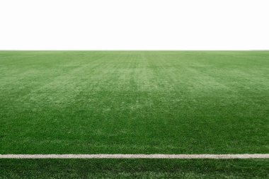 Suni çim, futbol sahası perspektifi ile yeşil spor alanı.