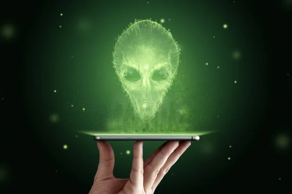 Alien Berkepala Hijau Dengan Mata Kaca Hitam Besar Konsep Ufo — Stok Foto