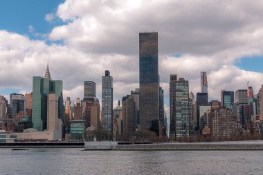 Günbatımında çekilen New York gökyüzü hat fotoğraf