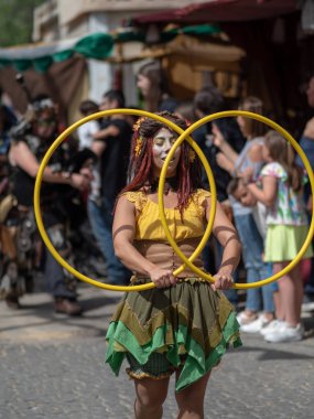 Mayıs 01, 2019 şehir El Alamo, Guadalajara, Ispanya, Ortaçağ Pazarı