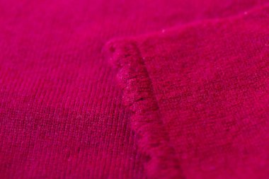 Güzel, lüks, kırmızı örme kazak manşetleri,