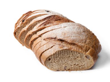 Beyaz arka plan üzerinde izole ekmek dilimlenmiş taze rounf