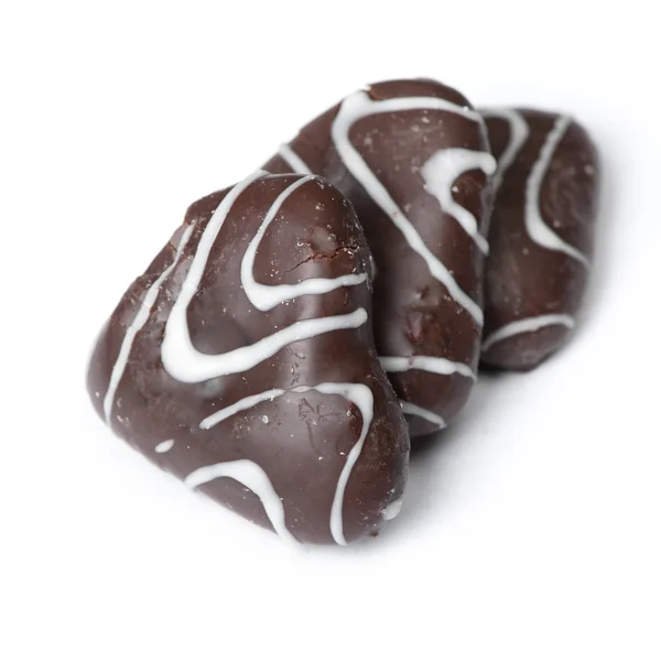 白い背景に分離されたチョコレートの艶をかけられたジンジャーブレッド クッキーのグループ — ストック写真