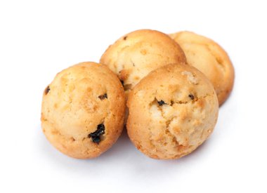 Grup beyaz arka plan üzerinde izole üzümlü kurabiye