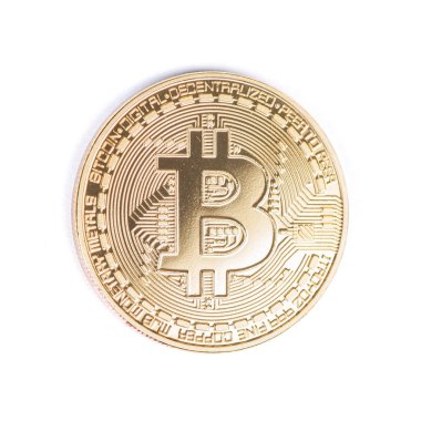 Beyaz arka planda izole edilmiş altın bitcoin