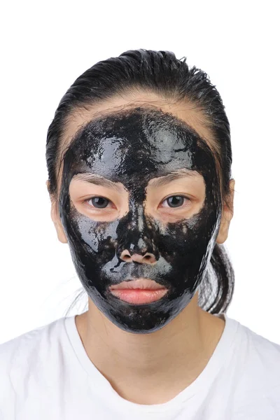 Asiatin Mit Schwarzer Wellness Maske Gesicht Schönheitskonzept Isoliert Auf Weiß — Stockfoto