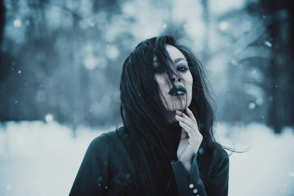 Asyalı gothic goth kız — Stok fotoğraf