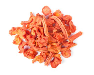 Kurutulmuş havuç parçaları yalıtılmış yığın