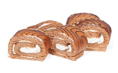 Kremalı rulo parçaları.