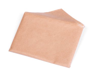 Beyaz arkaplanda izole edilmiş eski model bir zarf