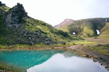 Landmannalaugar ortasında muhteşem görünümü