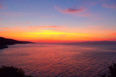 Deniz, su, kayalar, nehir, dalgalar, Güneş, günbatımı, gündoğumu, kum, Doğa, gökyüzü, bulutlar, tatil, kuş, grip, uçuş, martı, ada