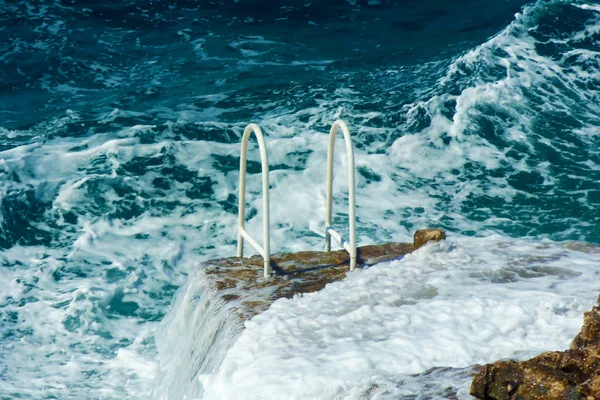 Mar Agua Rocas Río Olas Sol Atardecer Amanecer Arena Naturaleza —  Fotos de Stock