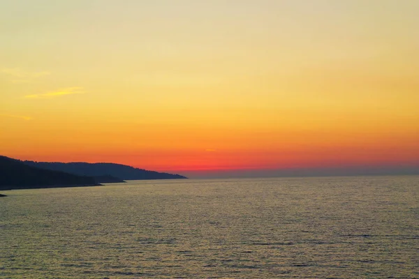 Море Вода Скелі Річка Хвилі Сонце Захід Сонця Схід Сонця — стокове фото