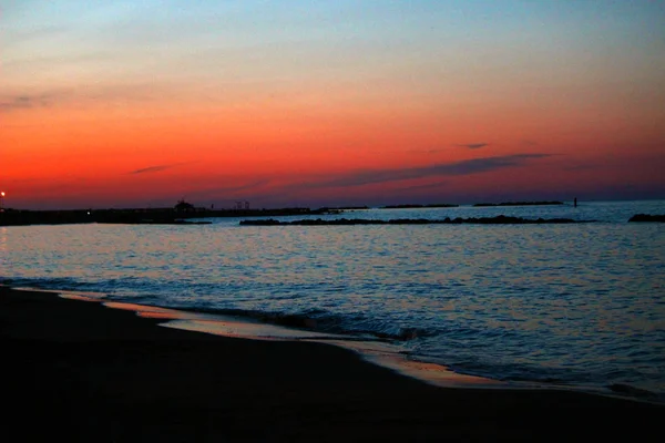 Море Вода Скелі Річка Хвилі Сонце Захід Сонця Схід Сонця — стокове фото