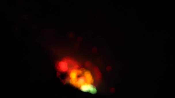 Sfondo fuochi d'artificio con bokeh. Cerchio rosso, oro e verde — Video Stock