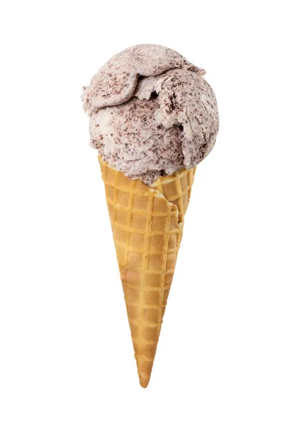 Eis Mit Schokoladenstücken Waffelkegel Isoliert Auf Weißem Hintergrund — Stockfoto