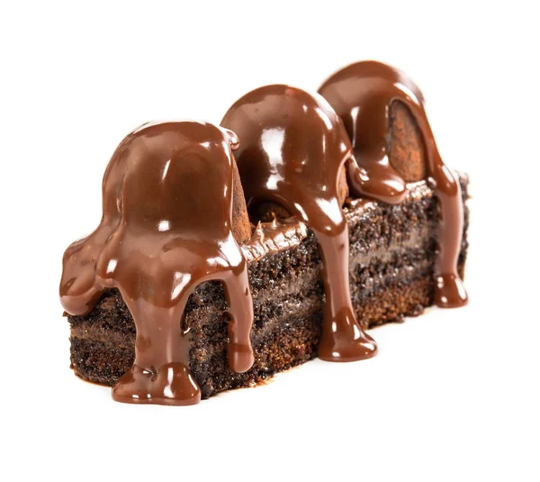 Brownie Çikolata Truffles Ile Beyaz Arka Plan Üzerinde Izole Sütlü — Stok fotoğraf