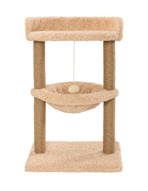 Kedi tırmalama kompleksi. Beyaz arka planda iki direk var..