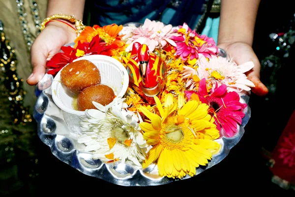 Rituais Hindus Thali Para Boas Vindas Noivo — Fotografia de Stock