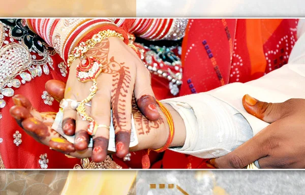 Жених Невеста Объединяют Руки Время Индийского Свадебного Ритуала — стоковое фото