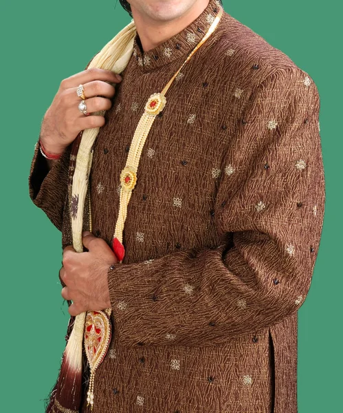美丽的印度 巴基斯坦新郎礼服 高领外套 — 图库照片