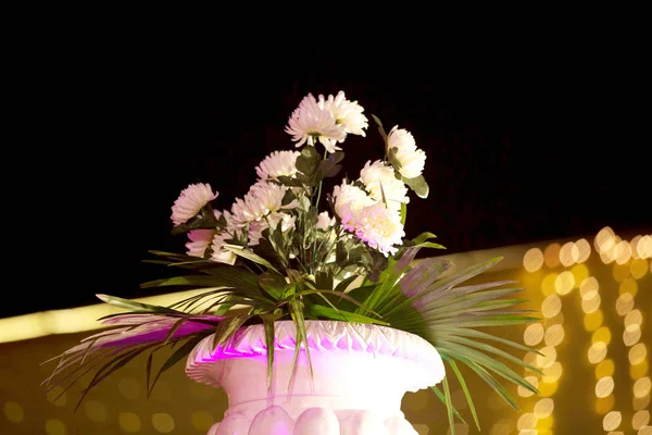 Pote Flores Colorido Para Decoração Casamento — Fotografia de Stock