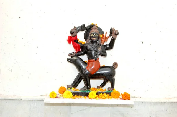 Shani dev est le demi-dieu indien de la planète Saturne . — Photo