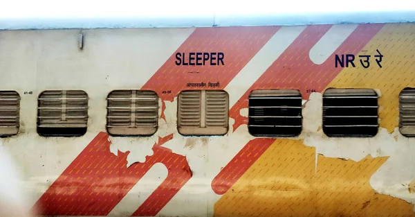 Ludhiana Punjab Índia Junho 2020 Vista Ônibus Adormecido Estação Ferroviária — Fotografia de Stock