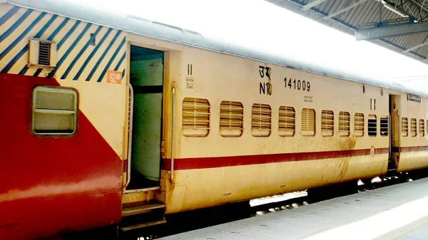 Ludhiana Punjab India Juni 2020 Zicht Sleeper Coach Het Treinstation — Stockfoto