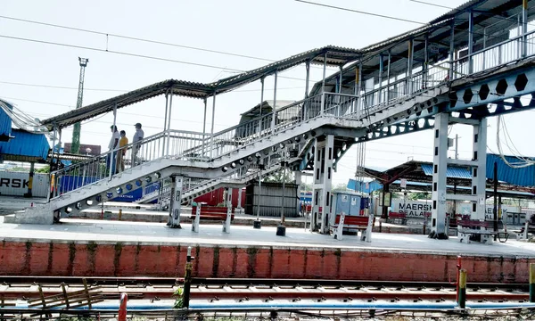 Ludhiana Punjab Índia Junho 2020 Trilhos Ferroviários Plataformas Estação Ferroviária — Fotografia de Stock