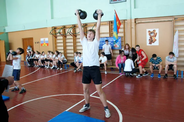 Moskau Russland November 2012 Athleten Heben Gewichte Kommunale Wettbewerbe Unter — Stockfoto