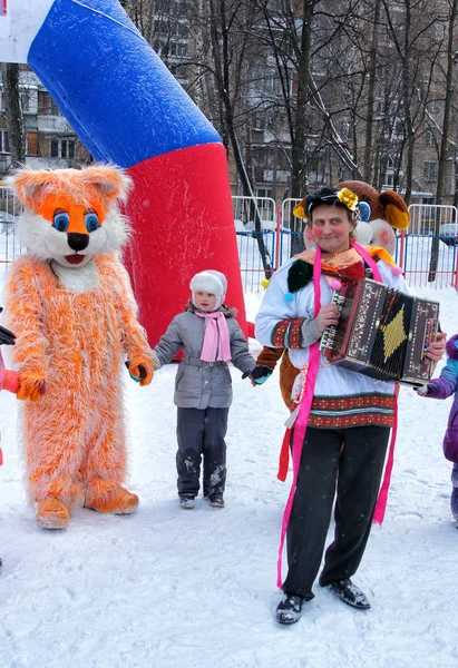 Москва Россия Февраля 2012 Выступление Артистов Масленица Москве — стоковое фото