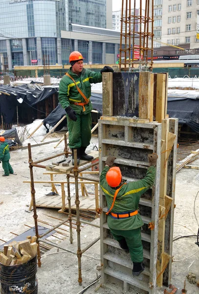 Moscow Russia February16 2013 Installation Building Fittings Concrete Pouring Reconstruction — Stock Photo, Image