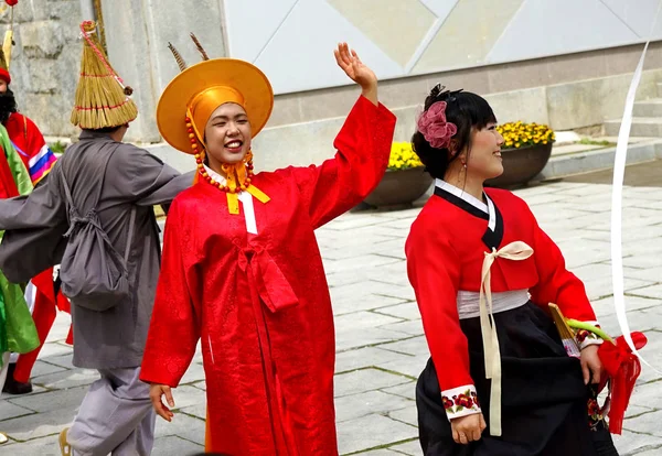 Soul Jižní Korea Duben 2018 Starodávné Korejské Tancuje Tradičních Kostýmech — Stock fotografie