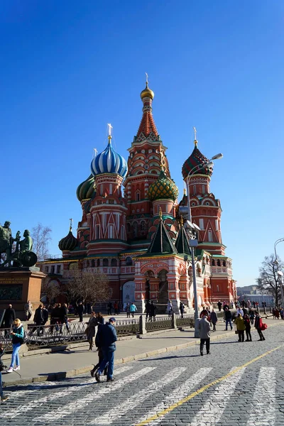 Moskova Rusya Ocak 2016 Basils Katedrali Kızıl Meydan — Stok fotoğraf