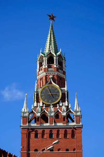 Moscou Rússia Outubro 2016 Torre Spasskaya Com Sinos Uma Estrela — Fotografia de Stock