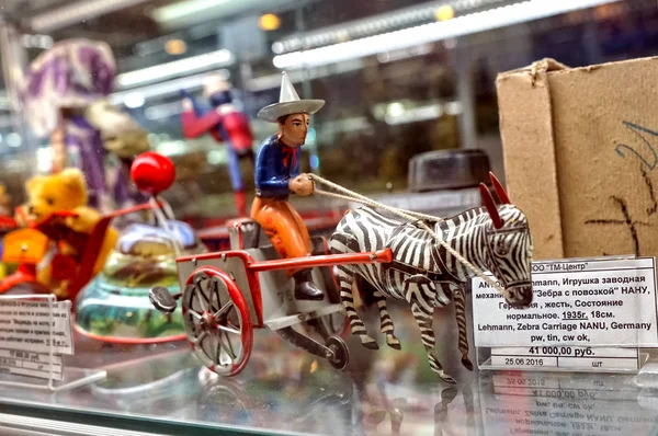 Moscow Março 2018 Carruagem Zebra Mostra Com Brinquedos Antigos Uma — Fotografia de Stock