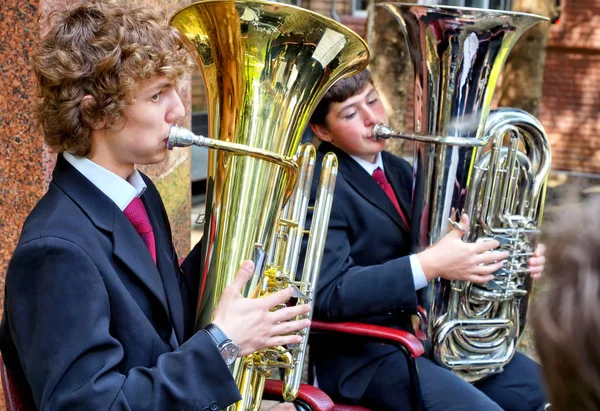 Moscú Rusia Junio 2016 Jóvenes Músicos Tocan Instrumentos Viento Concierto — Foto de Stock