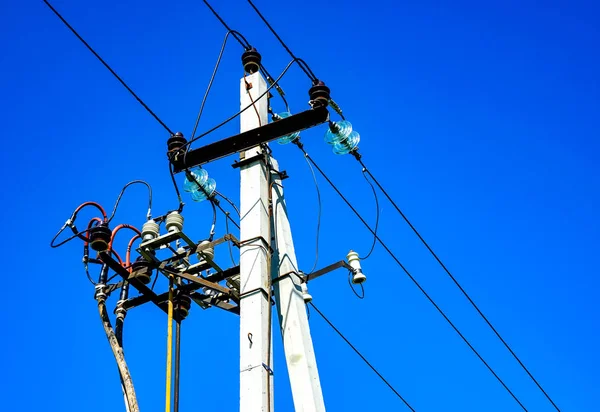 Power Line Concrete Electric Poles Wires Bright Blue Sky — Stock Photo, Image