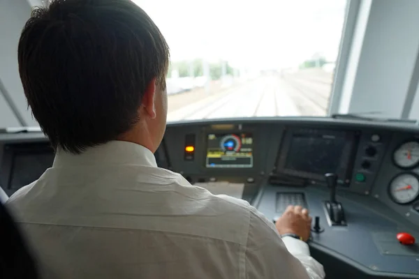 Moscú Rusia Septiembre 2018 Conductor Controla Tren Ejecución Del Tren —  Fotos de Stock