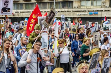 Moskova, Rusya: - 9 Mayıs 2015: Zafer geçit töreninde Mart 