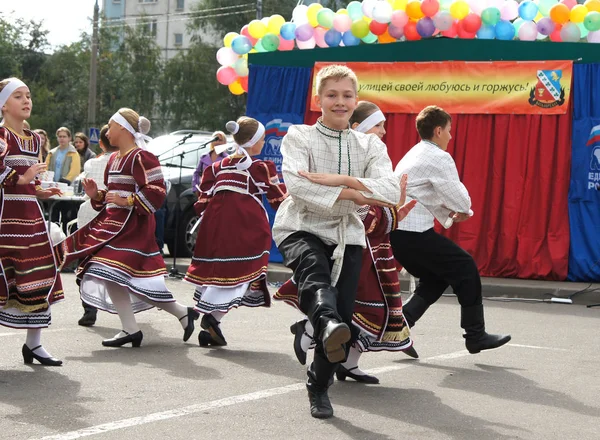 Moscow September 2016 Folkdanser Europa Gatuprestanda Dagen Staden — Stockfoto