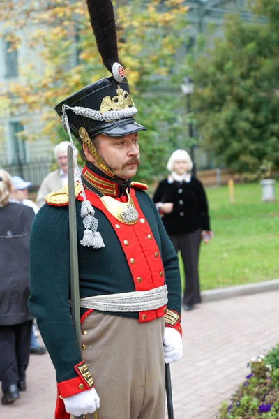 Moskwa Czerwiec 2015 Portret Mężczyzny Postaci Żołnierza Czasie Wojny Napoleonem — Zdjęcie stockowe