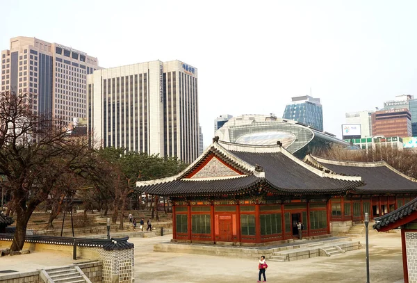 Seoul Mars 2019 Forntida Koreanska Palatsbyggnad Deoksugung Palace Seoul — Stockfoto