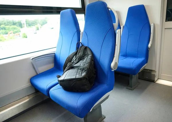 Leere neue Sitze im Zug — Stockfoto